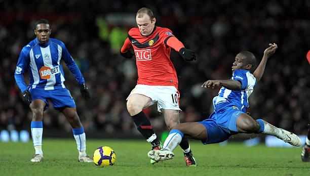 但他与里昂 但他与里昂